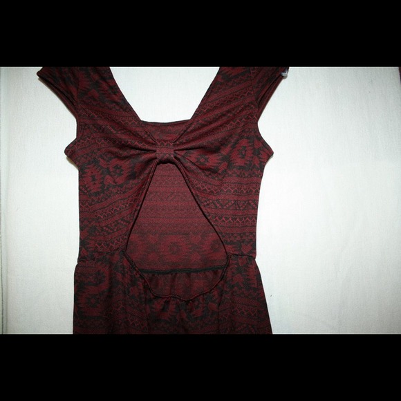 Dress - Picture 3 of 4