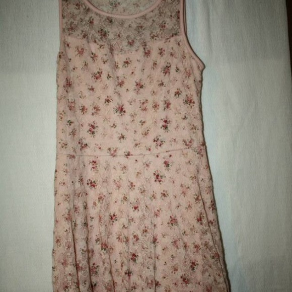 Dress - Picture 2 of 4