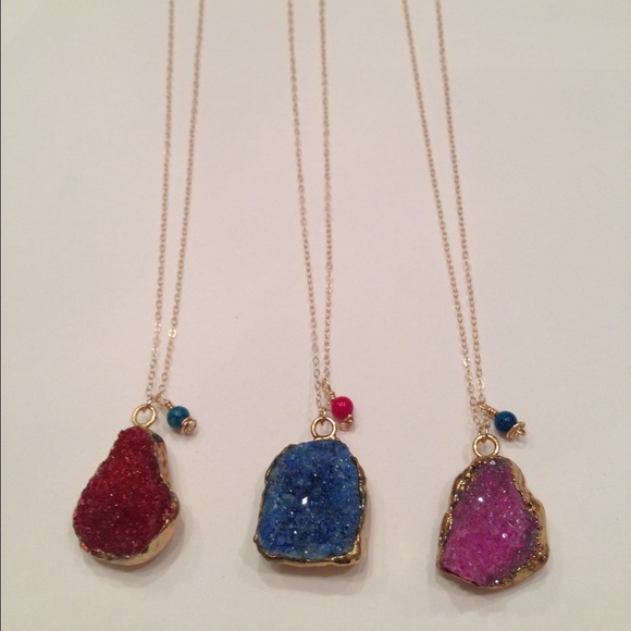 (REDUCED‼️) Druzy Necklace