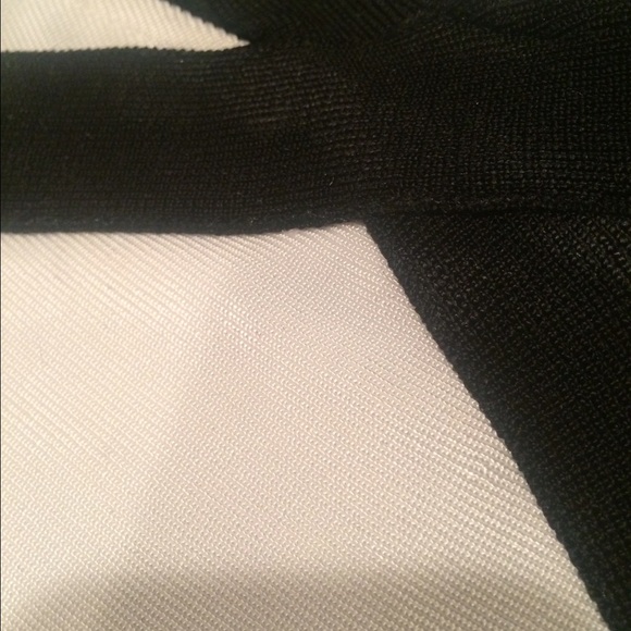 Bandage Body Con Cut Out Bikini Nwot Small large - Picture 3 of 3