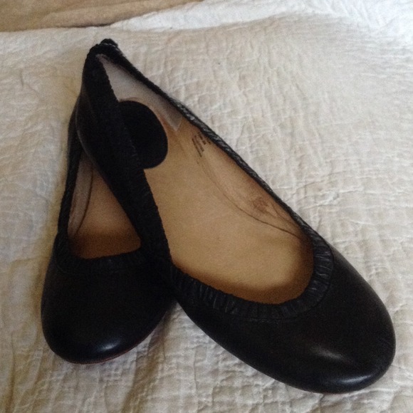 Frye flats
