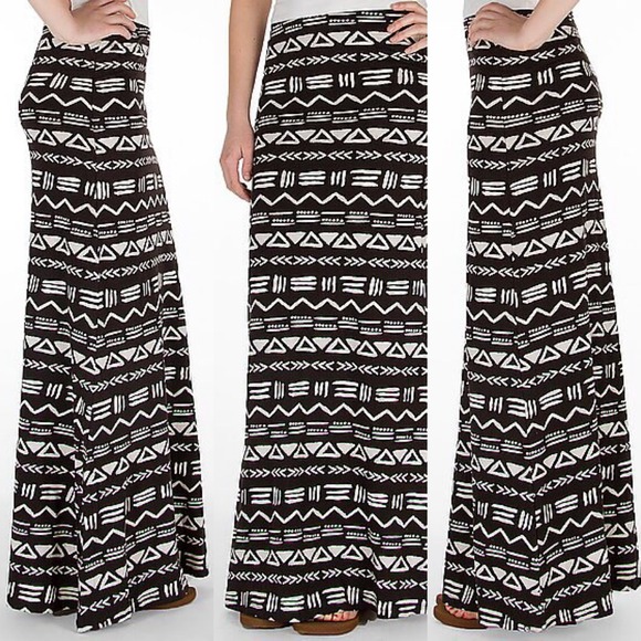Billabong Anina Maxi Skirt - Picture 2 of 3