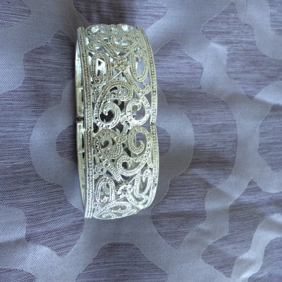 Designer Bracelet 🎊