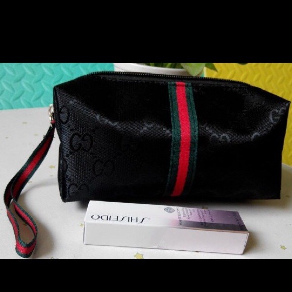 Cosmetic makeup bag