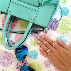 ✨Editor's Pick✨Brand New Midi Trio Rings 🎉HP 8/9