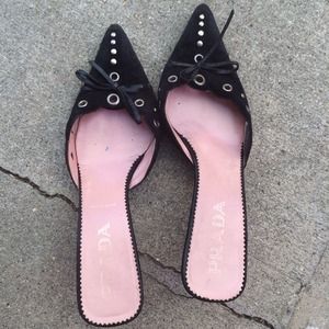 PRADA SZ 7 KITTEN HEELS SHOES PUMPS