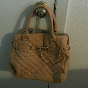 A Steve Madden purse