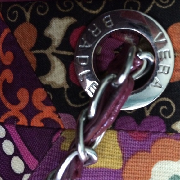 VERA BRADLEY BAG - Picture 3 of 3