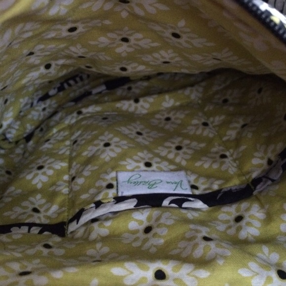 VERA BRADLEY BAG - Picture 3 of 3