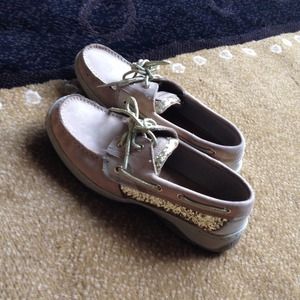 Gold highland creeks