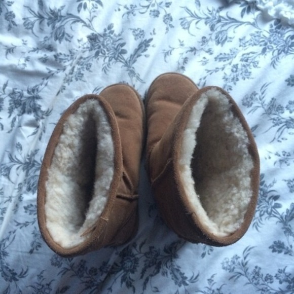 🚫SOLD ON VINTED🚫Knock off tan Uggs (BearPaw) - Picture 4 of 4