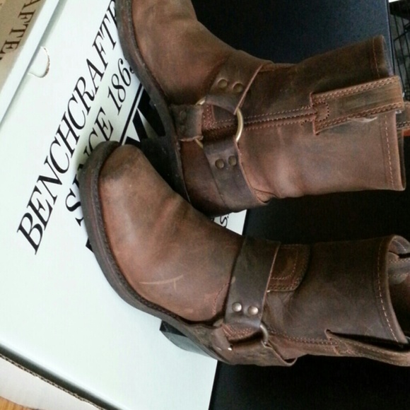 **Recently Reduced** Frye Harness 8R size 6.0 US