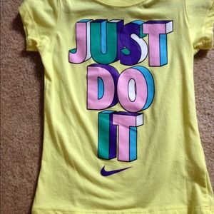 💥SOLD💥Nike tshirt