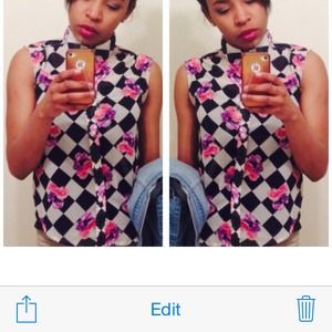 no sleeve floral / checkered button up