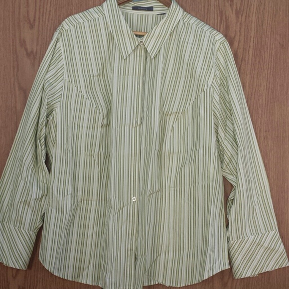 Stripe shirt white and green.