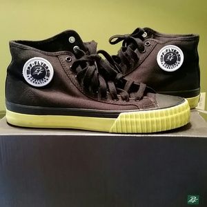 Black and Neon Yellow PA Flyers Center Hi