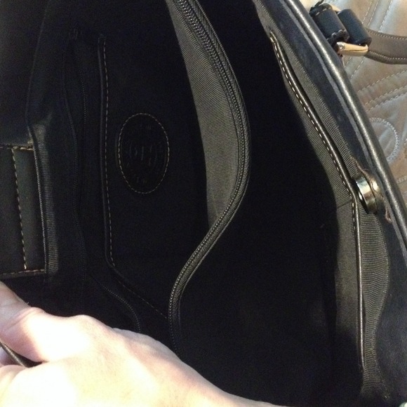 Etienne Aigner Summer Bag! - Picture 3 of 5