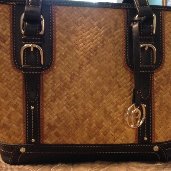 Etienne Aigner Summer Bag! - Picture 4 of 5