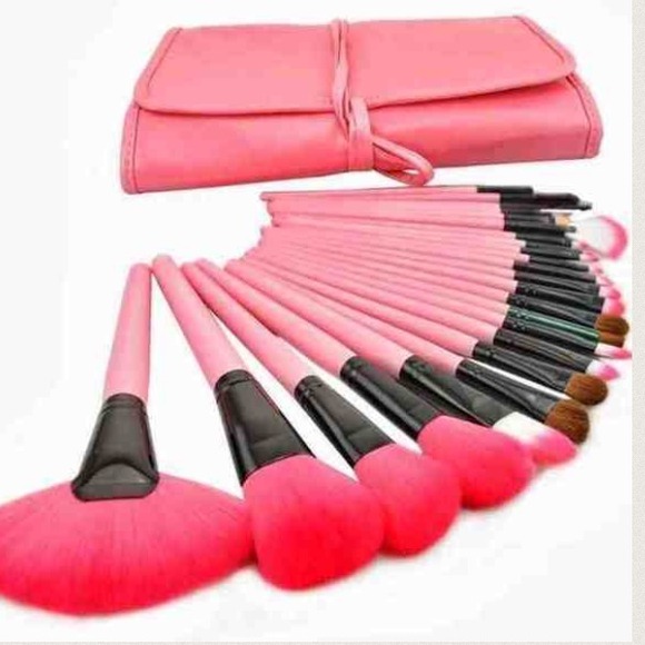 Makeup Brushes
