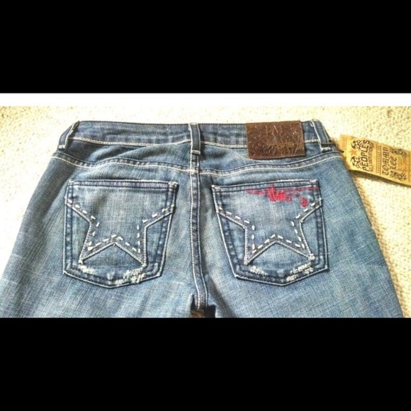 ✂️REDUCED! People's Liberation Distressed jeans❤️