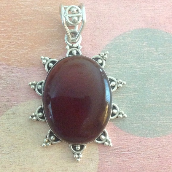 Sterling Silver Carnelian oval pendant - Picture 2 of 4