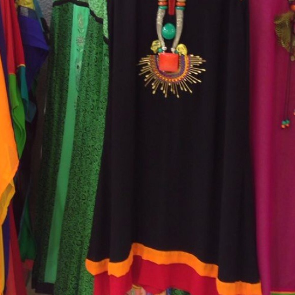 Dress - Picture 2 of 2