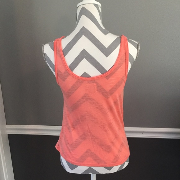 American Eagle Crop Tank - Picture 4 of 9
