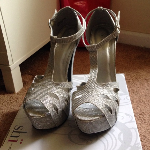 Fancy Silver heels