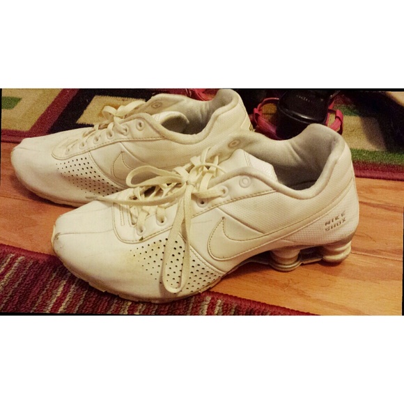 Nike shox !!