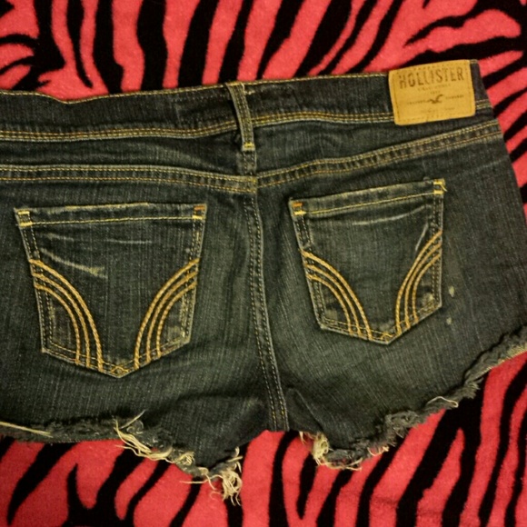 Hollister shorts! - Picture 2 of 2