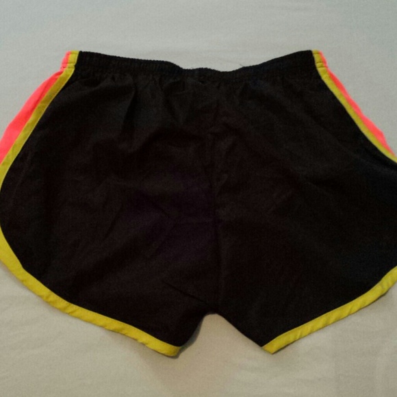 pony Outerwear - Running shorts