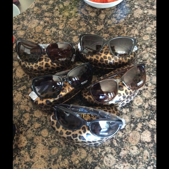 Sunglasses brand new never used