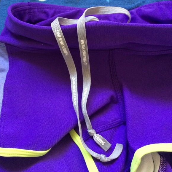 Purple nike spandex with yellow outline - Picture 3 of 3