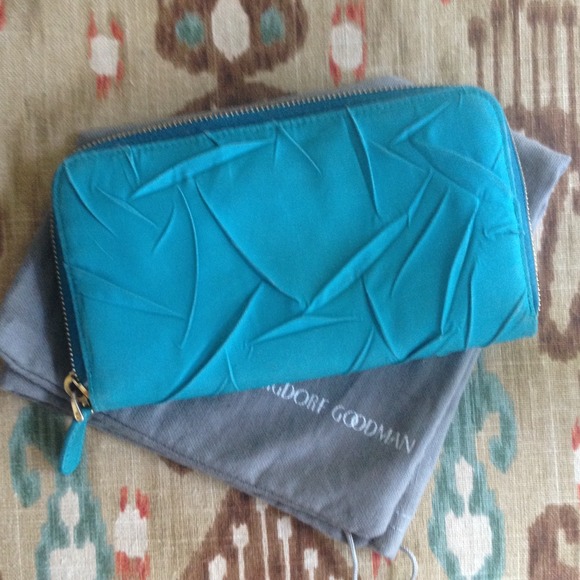 Prada Turquoise Wallet! - Picture 4 of 4