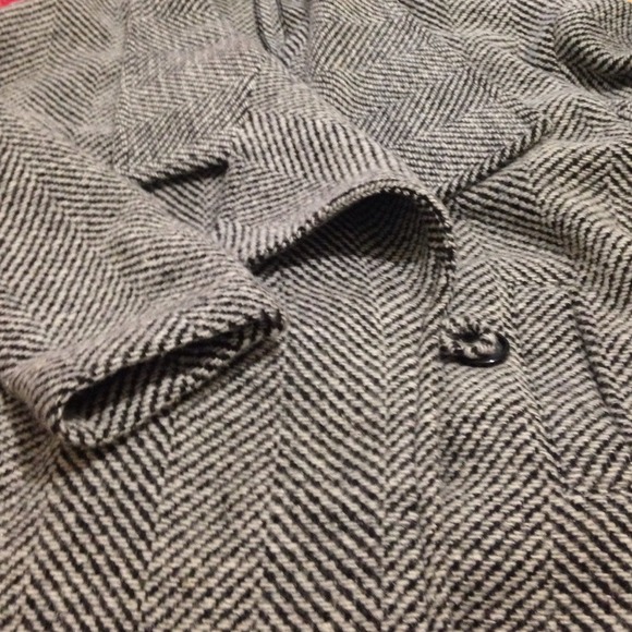 Coat - Picture 2 of 2