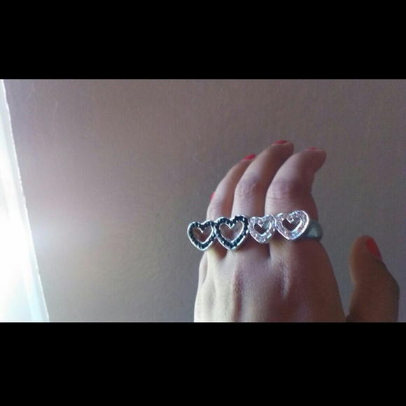 Ring - Picture 3 of 3