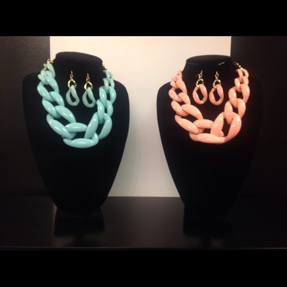 Colorful Link Necklace & Earring Set
