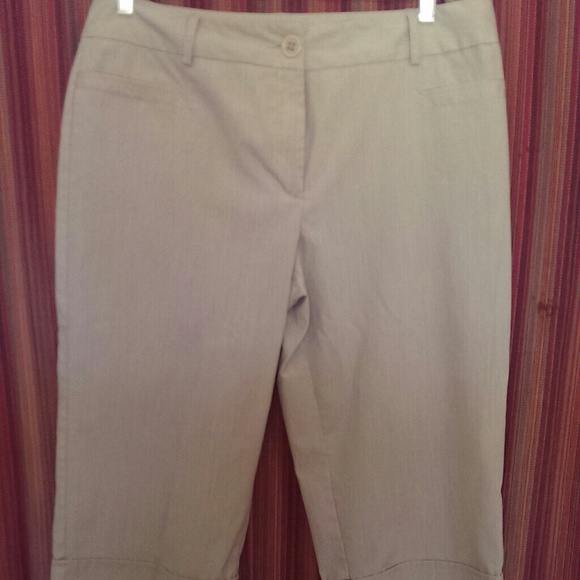 Cropped pants