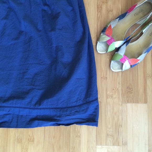 Bundled! 📦 // Navy apron dress - Picture 3 of 3