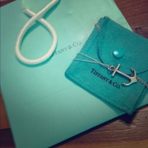 RARE Tiffany & Co anchor pendant necklace