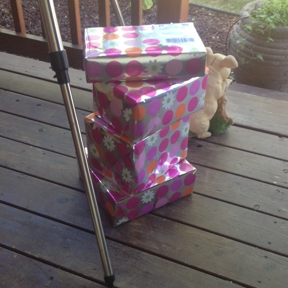 Buy from me! I ship the next day! 💕 - Picture 2 of 3