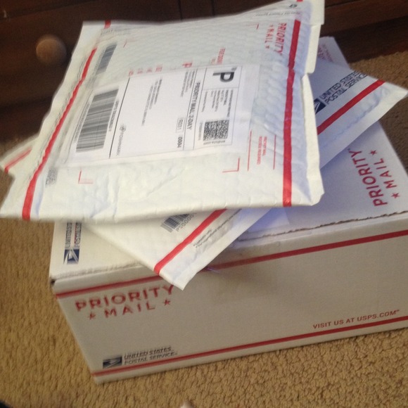 Buy from me! I ship the next day! 💕 - Picture 3 of 3