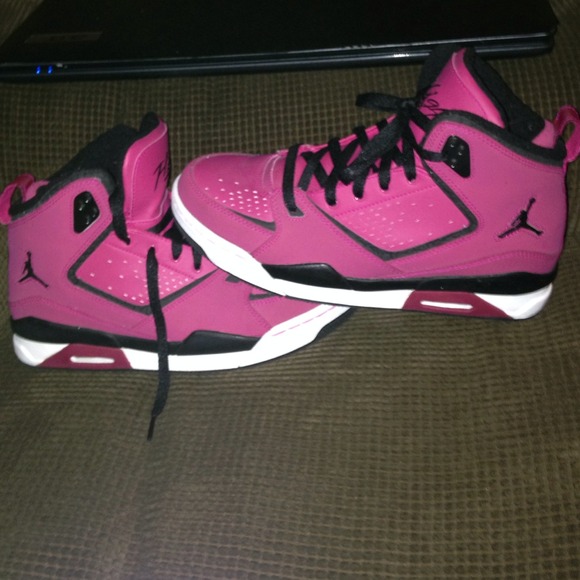 HOT pink Jordan's (RESERVED!)