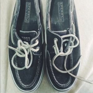 Sperry topsiders