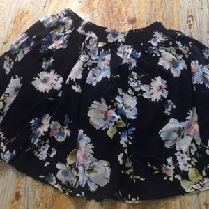 Brandy Melville Floral skirt
