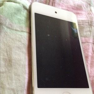 iPod 4th generation white