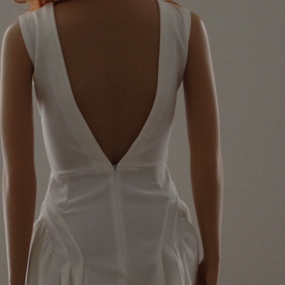 Classy white sundress (size s)