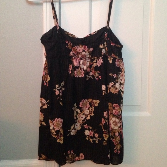 Floral Tank Top - Picture 3 of 3