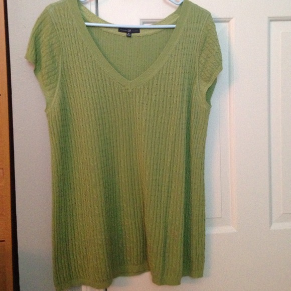 Green Short Sleeve Sweater