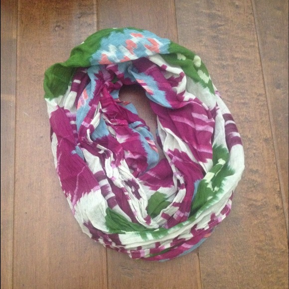 American Eagle Ikat Circle Scarf
